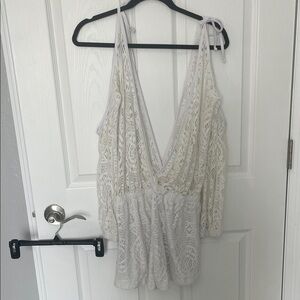 White Lace Sleeveless Romper